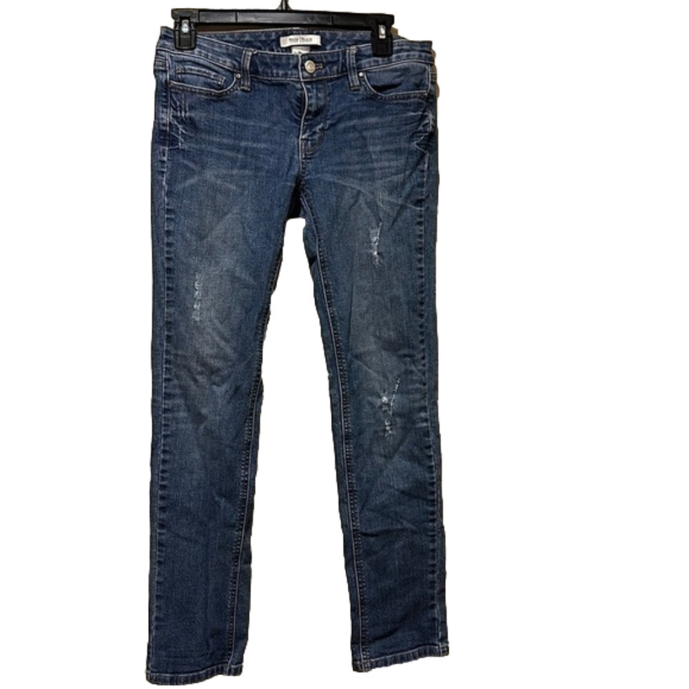 𝅺WHITE House Black Market size 00 jean